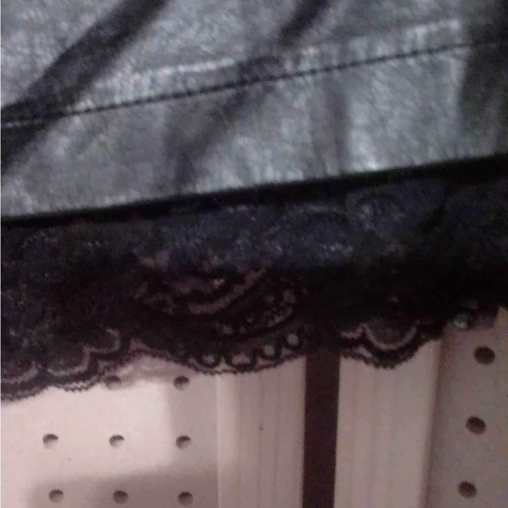 Forever 21 Skirt (M) - Picture 7 of 7